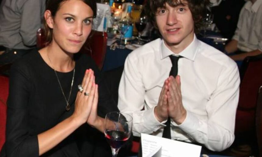 alexa chung alex turner