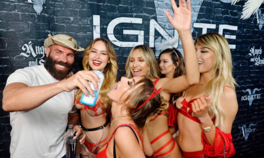 dan bilzerian net worth