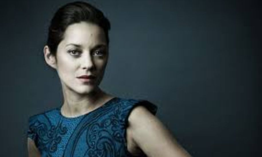 marion cotillard body